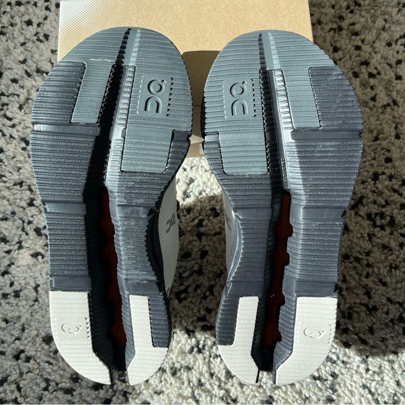 ON Running Couldnova Women Shoes Size 8.5 White Pecan - Picture 12 of 13